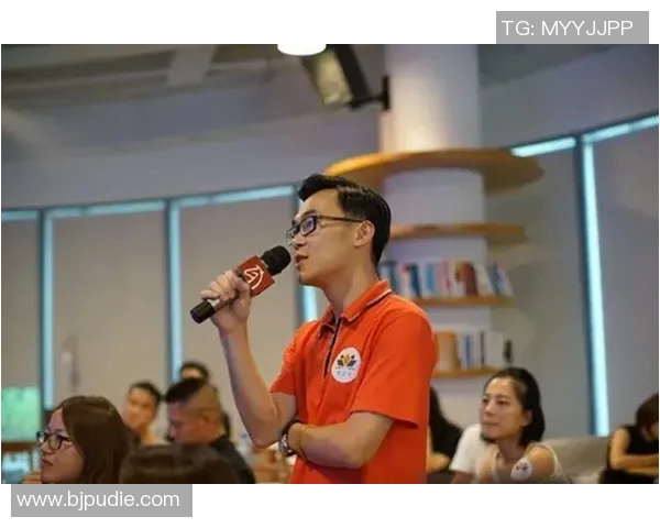 周敏专访:从青涩球员到篮球教练的成长与蜕变之路