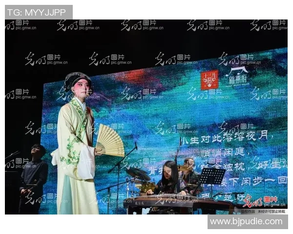 飞盘之路:黄丽的激情与坚持在深度对话中绽放光彩 飞盘之路:黄丽的激情与坚持在深度对话中绽放光彩