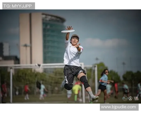 飞盘竞技的魅力与挑战:深入探讨北京飞盘队的训练与比赛节奏 飞盘竞技的魅力与挑战:深入探讨北京飞盘队的训练与比赛节奏