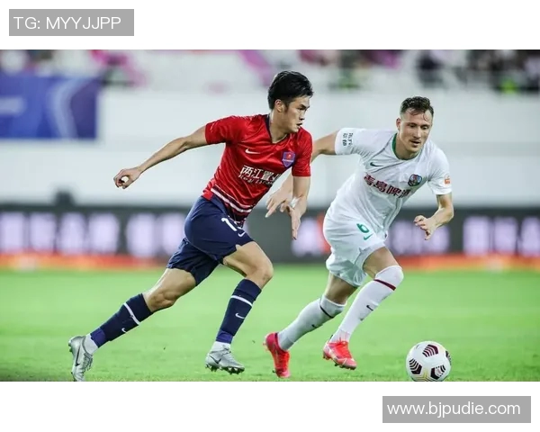 赛后分析重庆乒乓球队与成都乒乓球队在比赛中的灵活性表现与战术对比