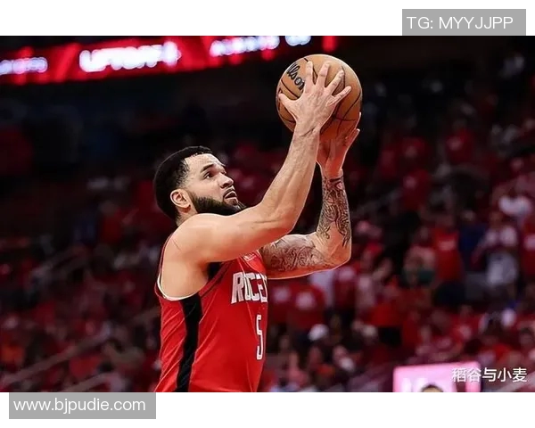 弗雷德范弗利特如何在NBA赛场上展现个人风采与领导力