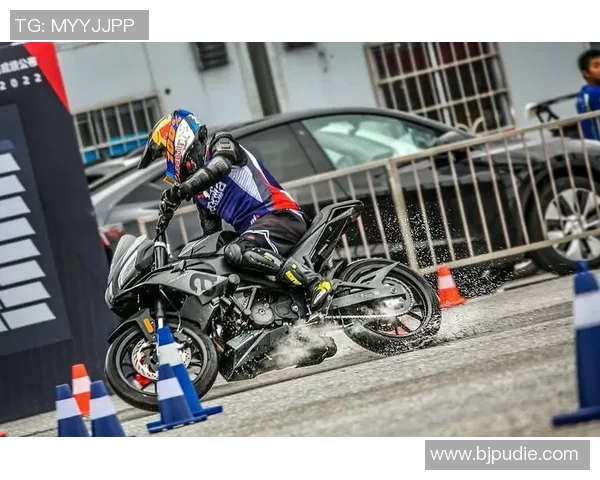 梦十二队迎战中委内瑞拉力争在国际赛场上展现实力与风采