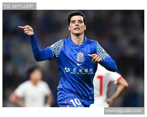 申花与华夏幸福激战正酣刘越展现卓越球技引发球迷热议