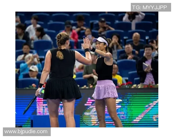 谢淑薇与王蔷激战网球赛场谁将成为最终的胜者