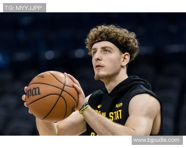 勇士队创历史奢侈税支出19亿美元争夺附加赛资格