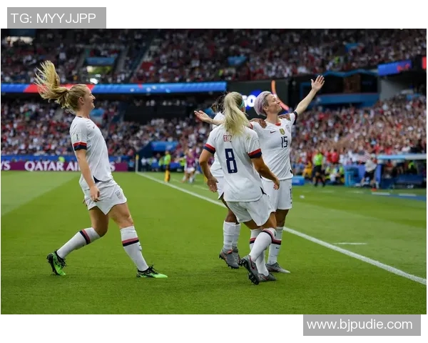 美国女足与英国队激战在即谁将赢得这场巅峰对决的荣耀